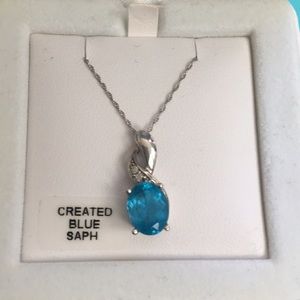 Blue sapphire silver necklace with diamonds
